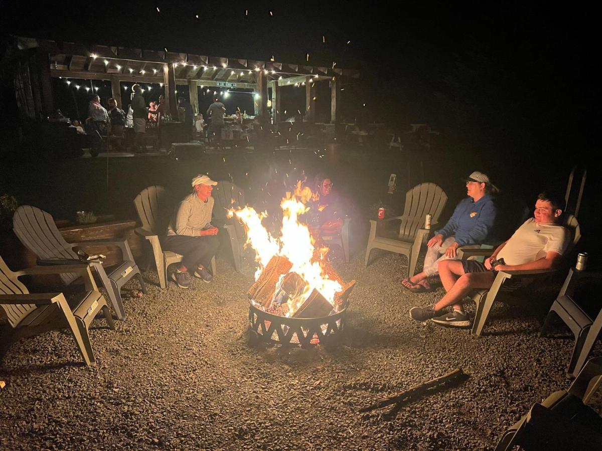The Meadowlark Inn East Springfield Eksteriør billede