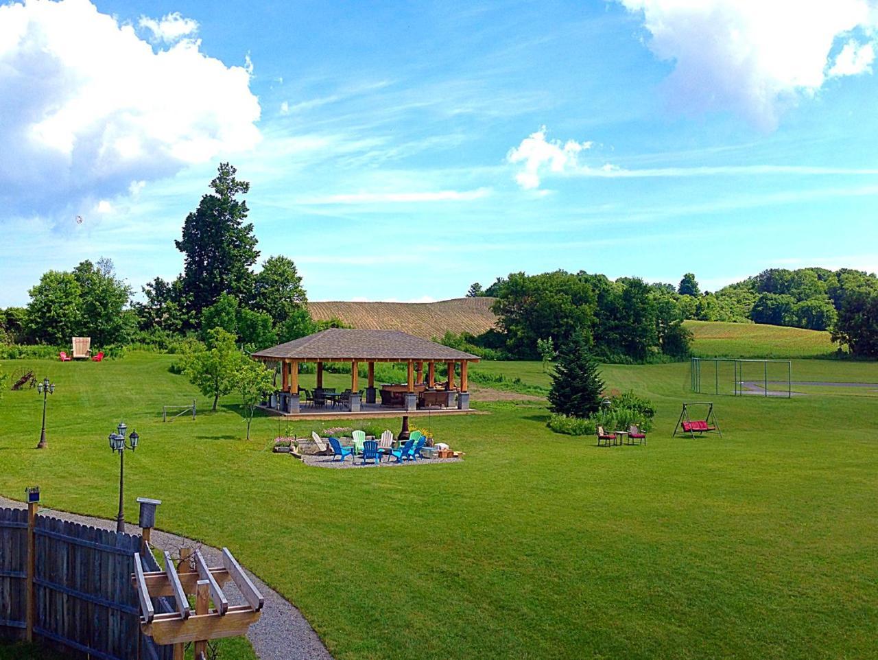 The Meadowlark Inn East Springfield Eksteriør billede